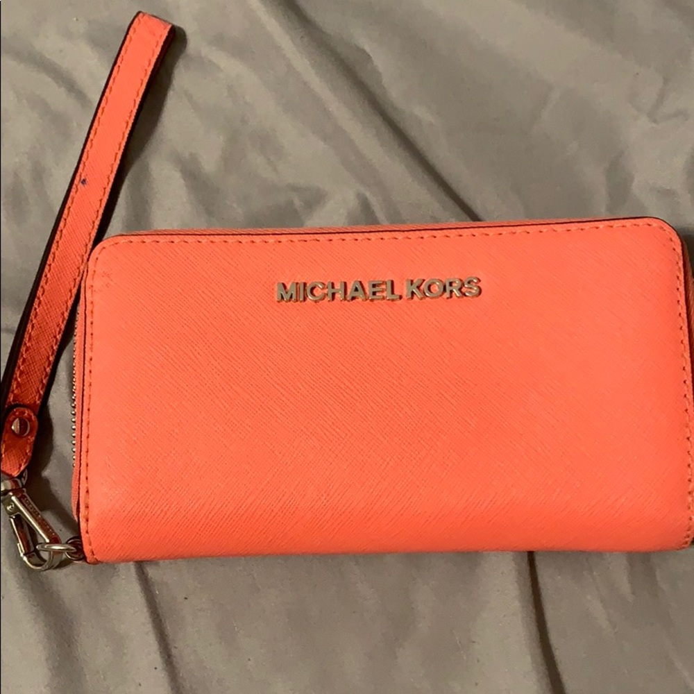 Michael Kors wristlet
